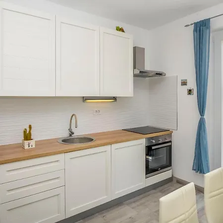 Apartamento Dragica Primošten