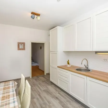 Apartment Dragica *