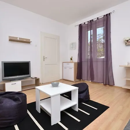 Apartment Dragica